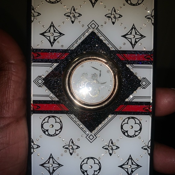 Really pretty IPhone XR phone case new with bag it came and a kickstand on back. - Picture 3 of 7